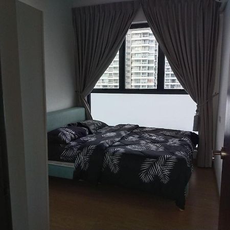 Rainbow Homestay Johor Bahru Buitenkant foto