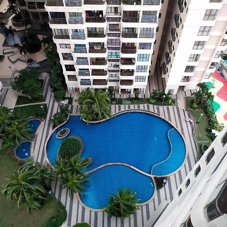Rainbow Homestay Johor Bahru Buitenkant foto