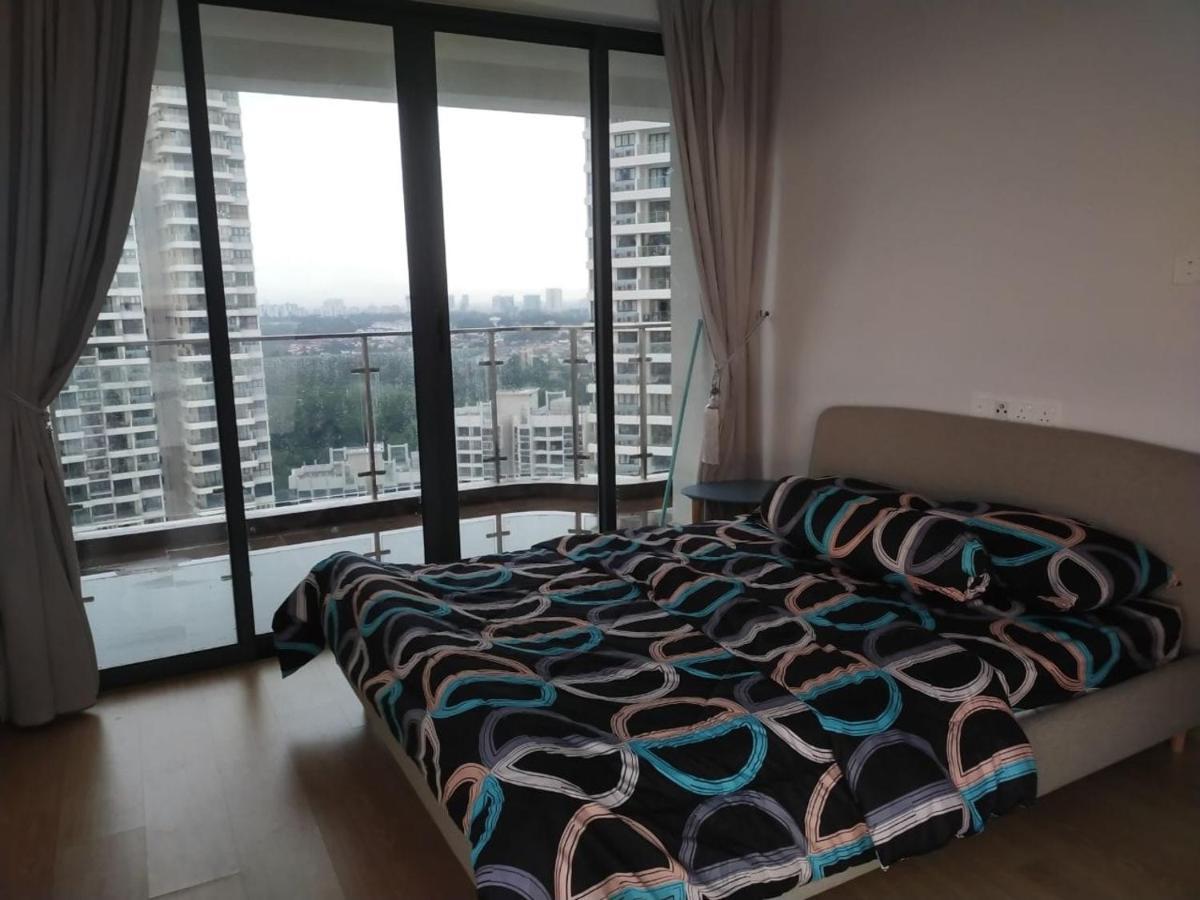Rainbow Homestay Johor Bahru Buitenkant foto