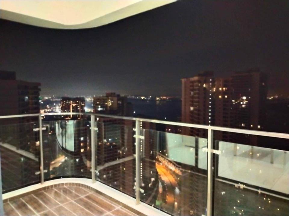 Rainbow Homestay Johor Bahru Buitenkant foto