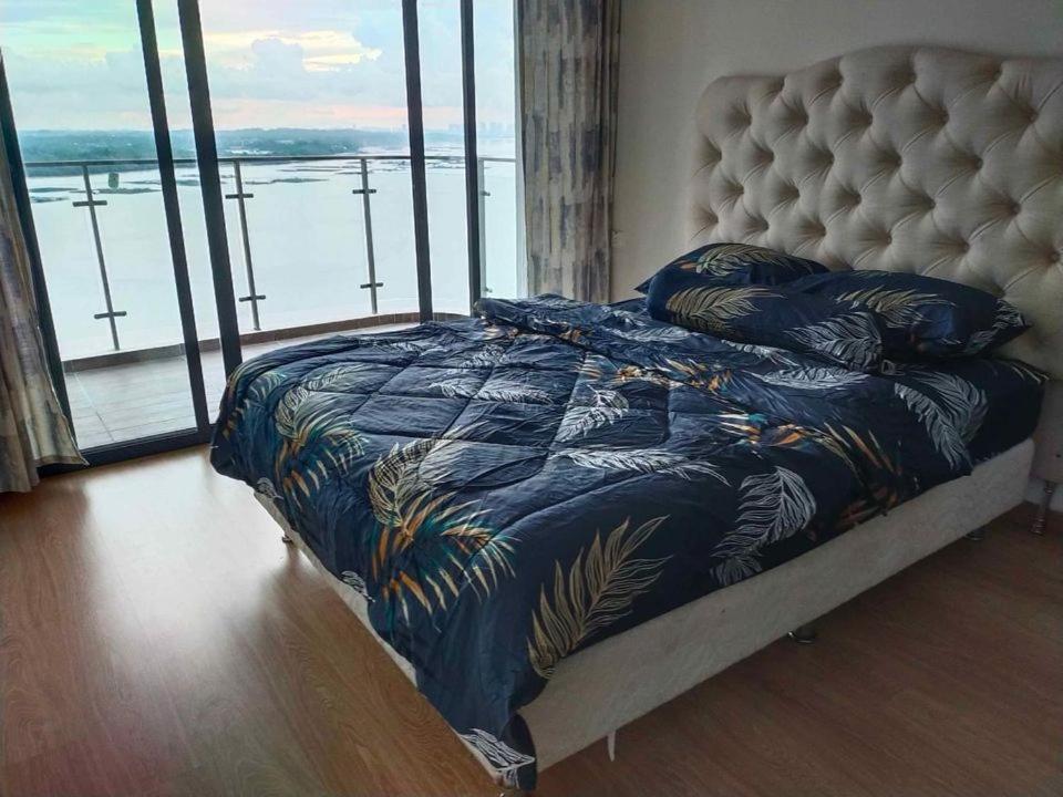 Rainbow Homestay Johor Bahru Buitenkant foto